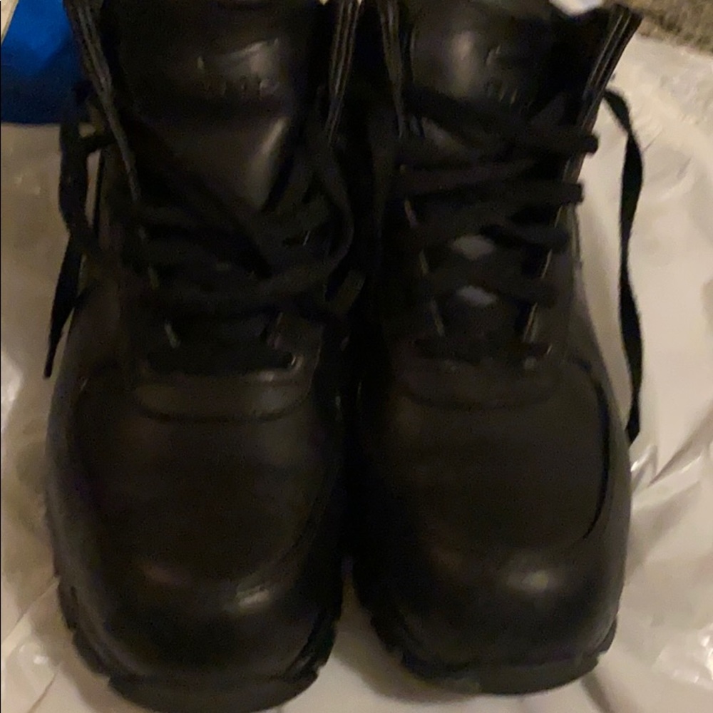 Men’s boots